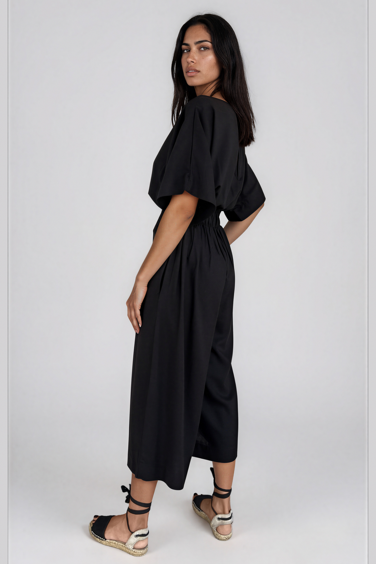Black Straight Neck Capri Linen Jumpsuit